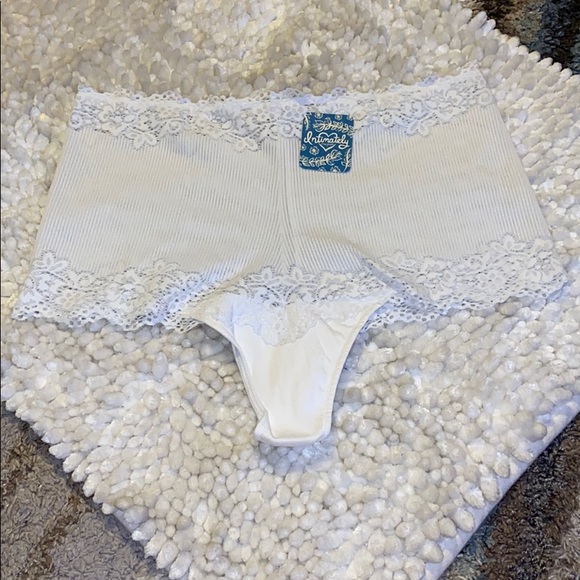 NWT Free People Caroline Hipster L - Picture 9 of 9